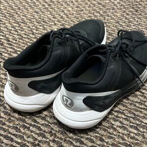 Lululemon blissfeel womens running shoes